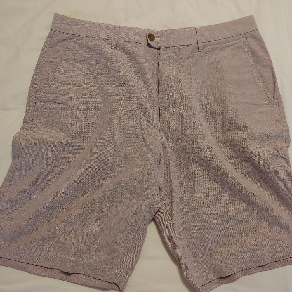 Blue Harbor Luxury, Men’s Marks and Spencer lilac chino short size 36" W